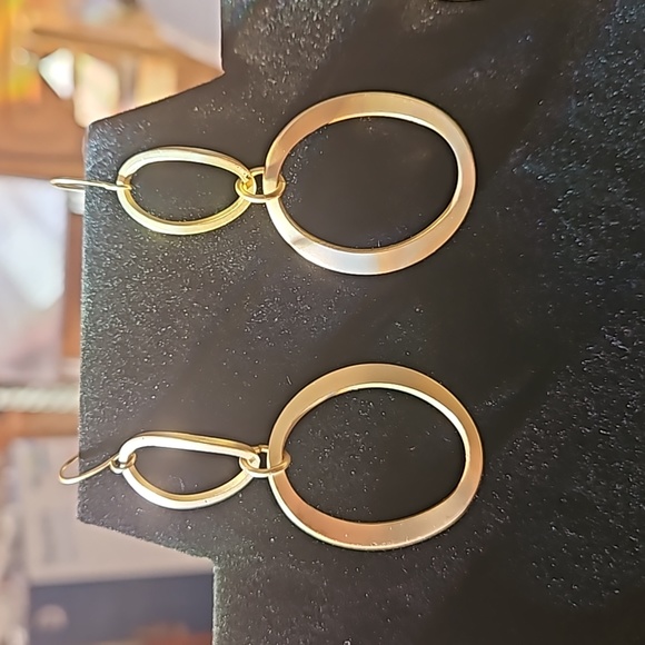 Premier Set - Picture 3 of 3